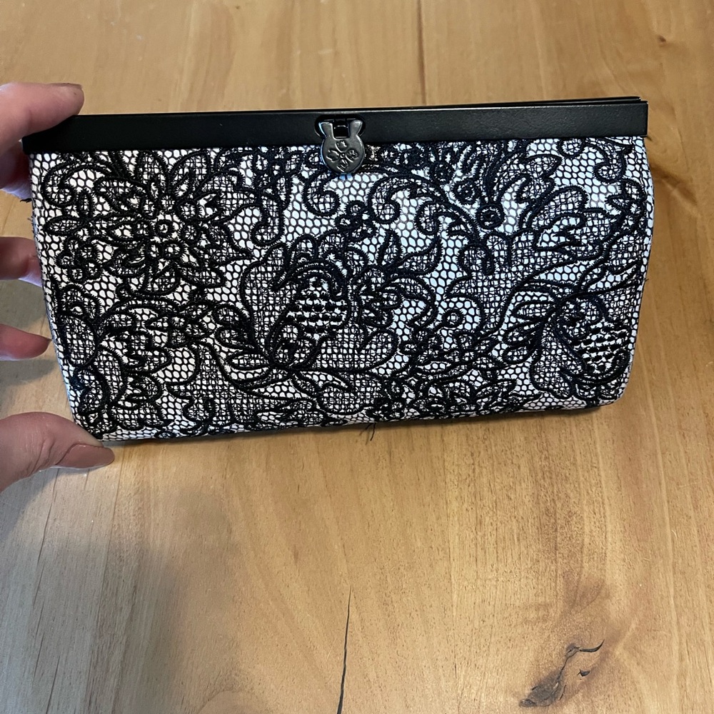 Patricia Nash Chantilly Lace Tote 3 peice Set - Picture 3 of 6